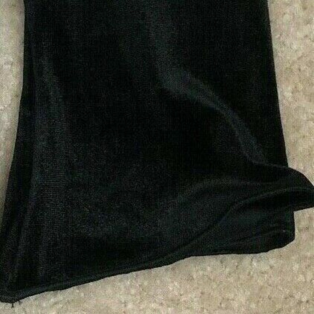 COPY- X 10 Hue Women's Velvet Slouchy Crew Socks in Black One Size - Picture 2 of 6